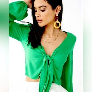 Green crop top long sleeve M Forever 21